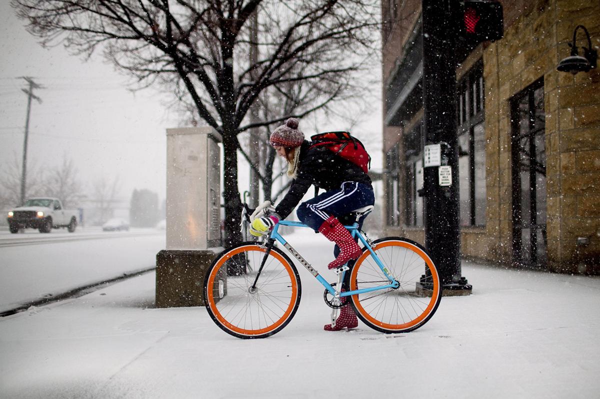 How to Bike Commute Through Winter: Brave the Chill!